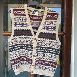 WOOLRICH vintage sweater vest. Button front. 💯 wool. (L)